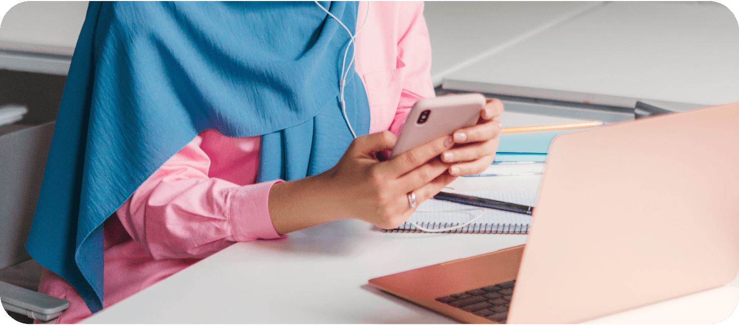 اللقاءات التخصصية للعاملات مع الفتيات